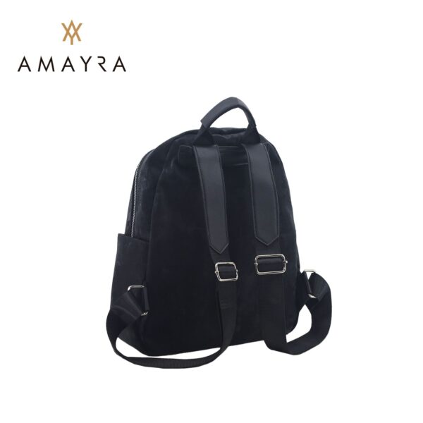 Alternative view of Mochila Amayra