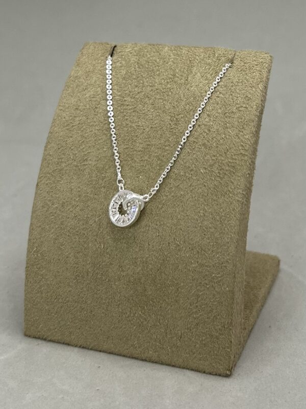 Collar Bronce