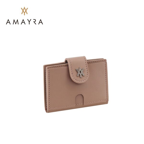 Alternative view of Tarjetero Amayra