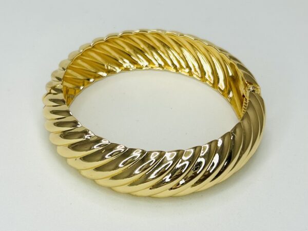 Alternative view of Pulsera/Brazalete