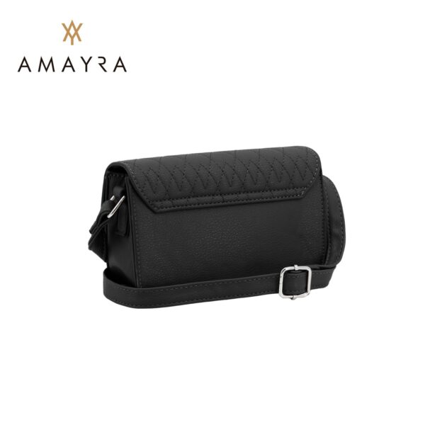 Alternative view of Cartera Amayra