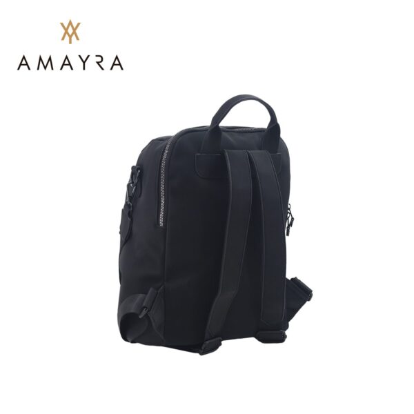 Alternative view of Mochila Amayra